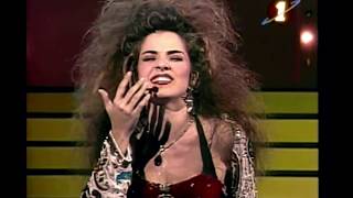 Gloria Trevi  Con Los Ojos Cerrados HD [upl. by Duff]