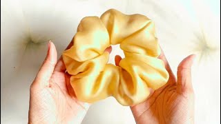 How to make a XXL Satin Scrunchie at home💛 [upl. by Oer]