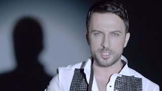 TARKAN feat OZAN ÇOLAKOĞLU  Aşk Gitti Bizden Official Video  Lyrics [upl. by Anastase]